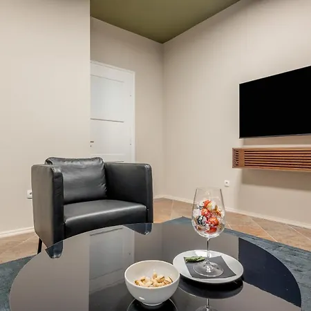 Daire Green, Deluxe Two Bedroom