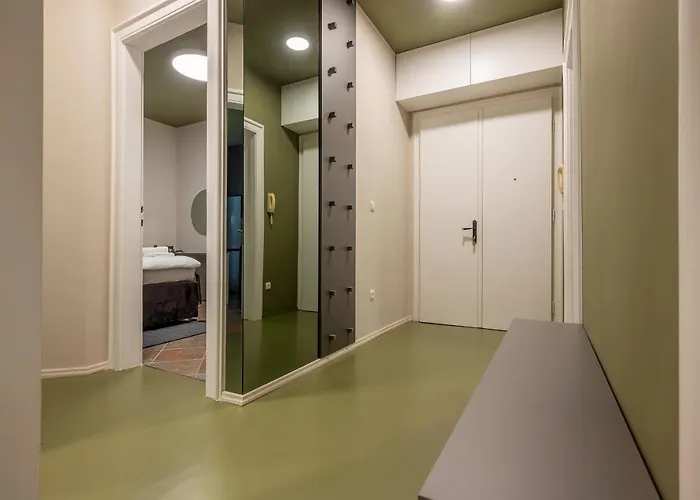 Green, Deluxe Two Bedroom Apartment